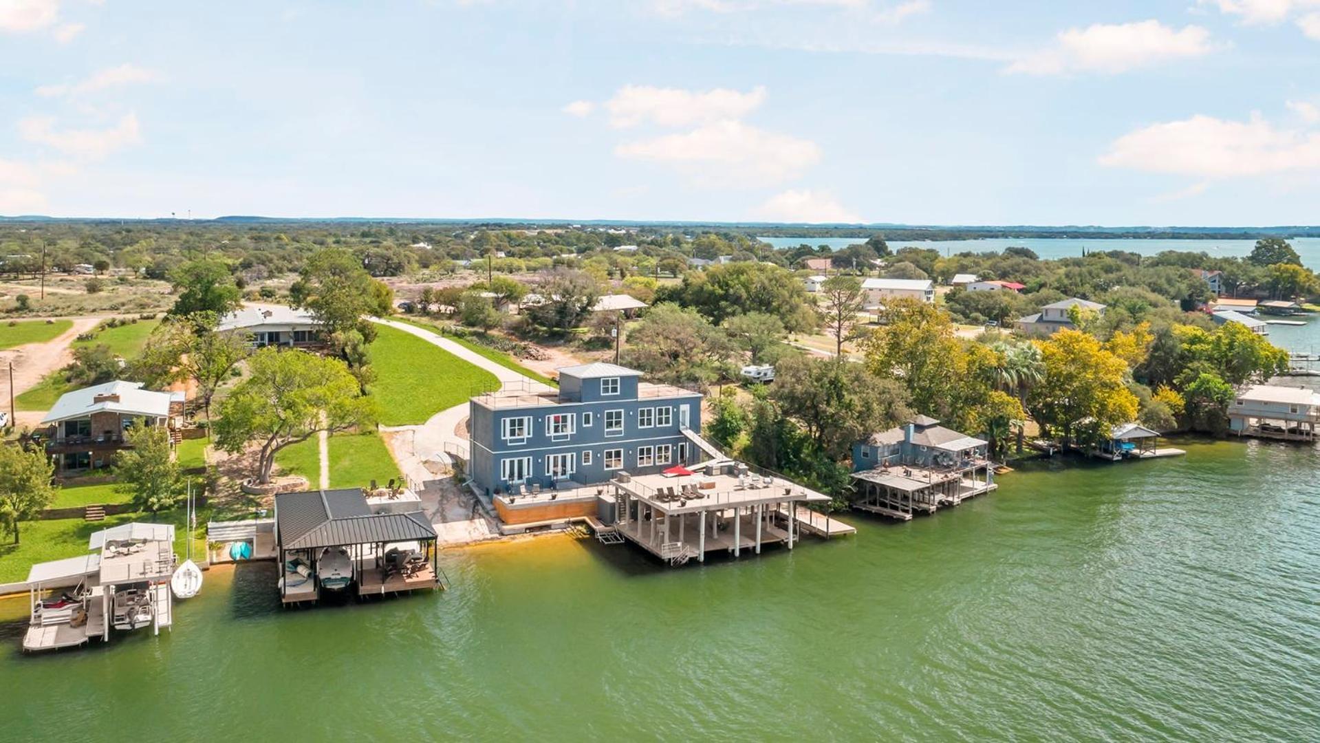 Waterfront House With Boat And Jet Ski Slips And Pet Friendly Villa Marble Falls Exterior photo