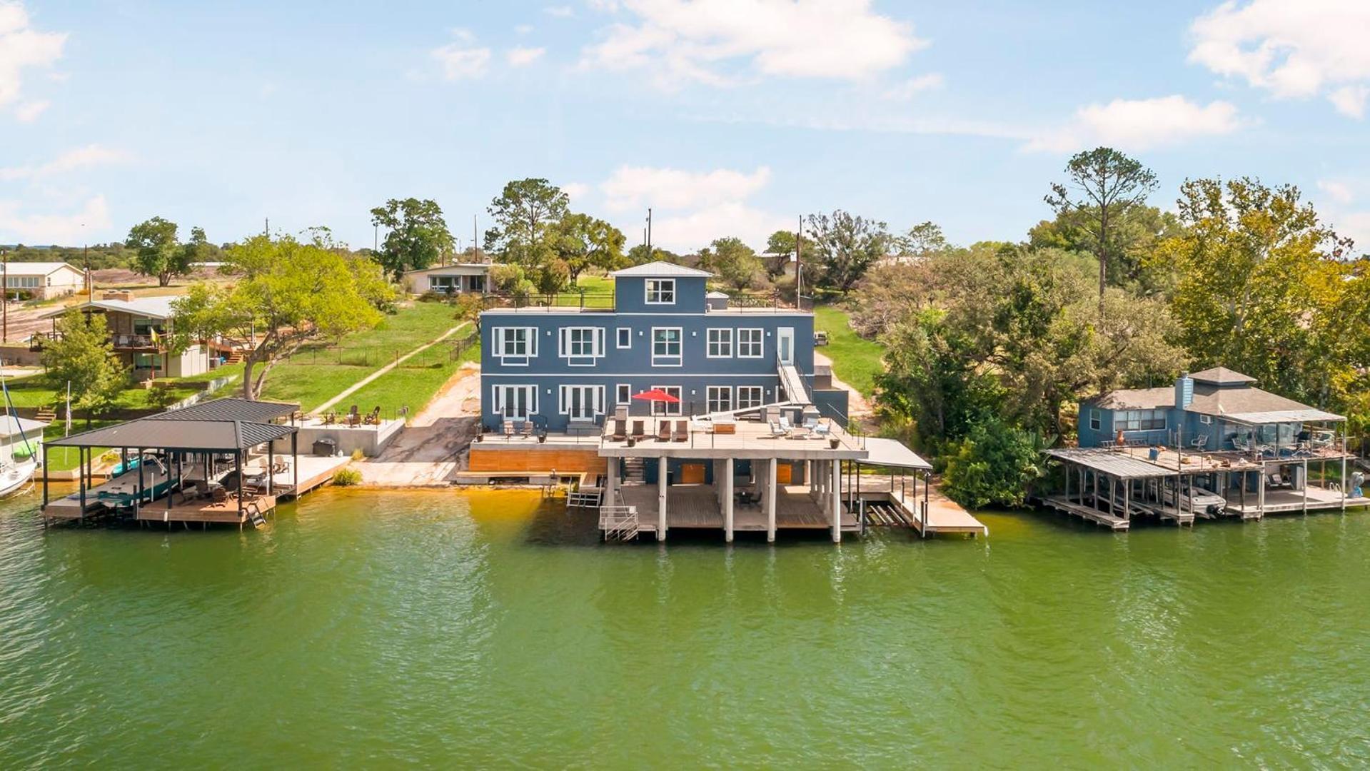 Waterfront House With Boat And Jet Ski Slips And Pet Friendly Villa Marble Falls Exterior photo